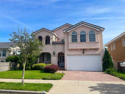 15 W Penn Street, Long Beach, NY 11561