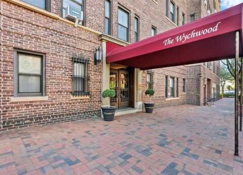 8 Barstow Road, Great Neck Plaza, NY 11021