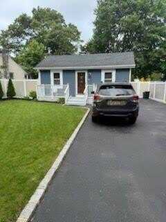 84 Oxhead Road, Centereach, NY 11720