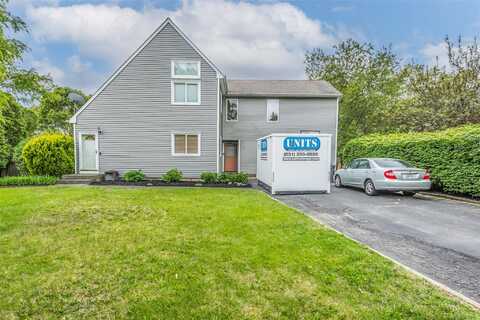 233 Arrowhead Avenue, Riverhead, NY 11901