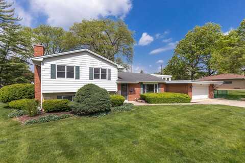 815 Santa Maria Drive, Naperville, IL 60540