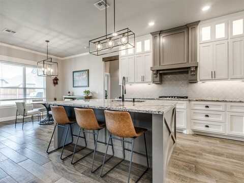 12125 SW 51st Street, Mustang, OK 73064