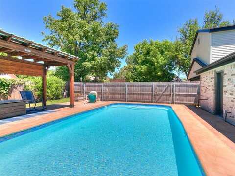 4303 Oxford Way, Norman, OK 73072