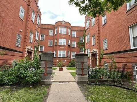 2300 W Granville Avenue, Chicago, IL 60659
