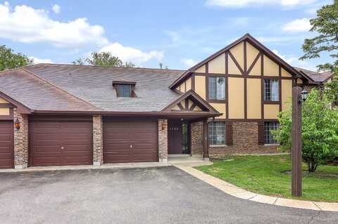 1782 Gloucester Court, Wheaton, IL 60189