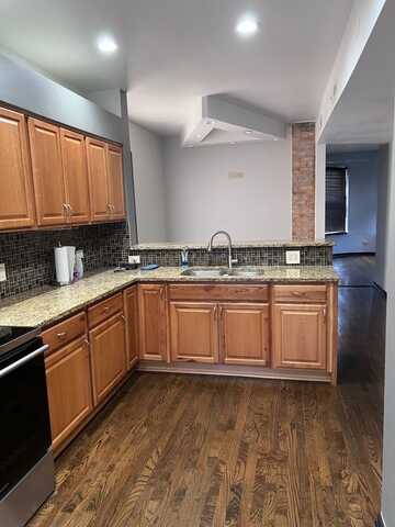 6824 S Dorchester Avenue, Chicago, IL 60637
