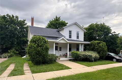 201 N First Street, Geneva, IL 60134
