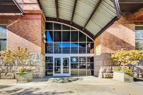 500 S Clinton Street, Chicago, IL 60607