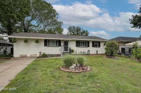 2408 Lincoln Avenue, Baxter Springs, KS 66713