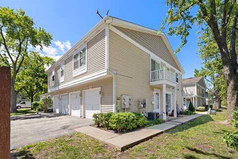 1206 Spur Court, Wheeling, IL 60090