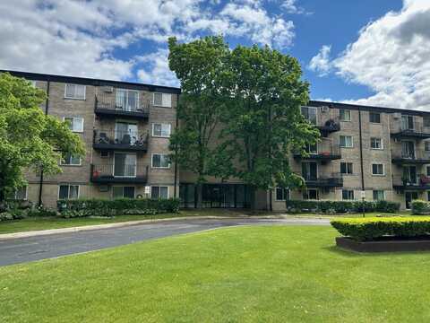 2315 E Olive Street, Arlington Heights, IL 60004