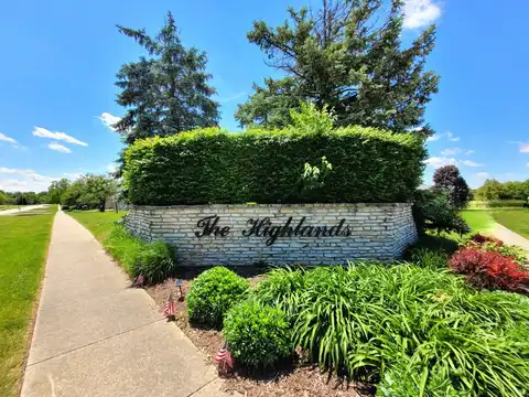 26011 W Highland Drive, Channahon, IL 60410
