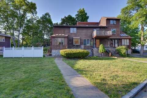 54 Mary St, Quincy, MA 02169