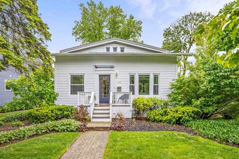 409 Cottage Avenue, Glen Ellyn, IL 60137