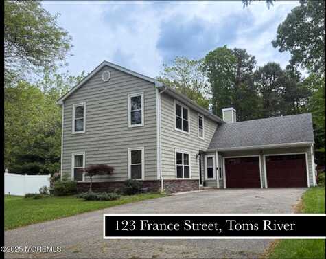 123 France Street, Toms River, NJ 08753