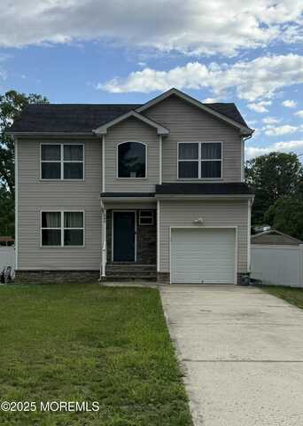 545 Hopedale Drive SW, Berkeley, NJ 08721