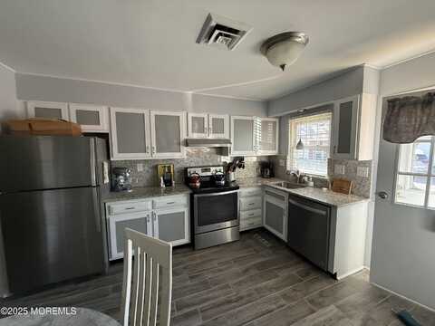 1134a Argyll Circle, Lakewood, NJ 08701