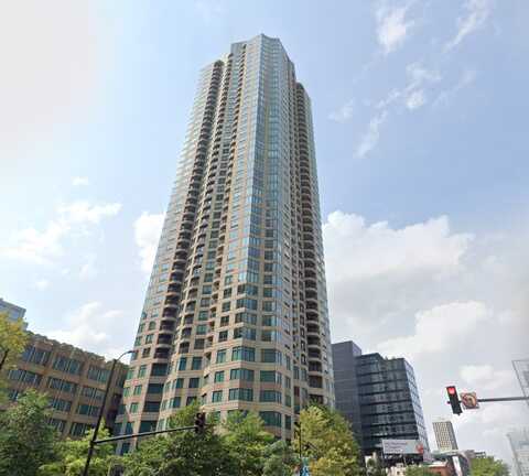 400 N LaSalle Street, Chicago, IL 60654