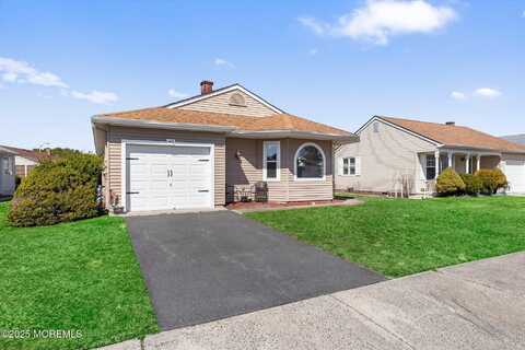 40 Prince Charles Drive, Toms River, NJ 08757