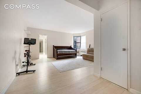 330 East 70th Street, New York, NY 10021