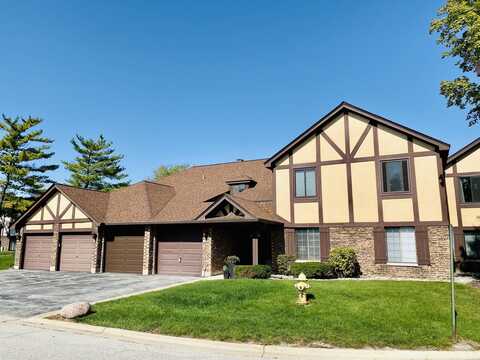 1655 Dover Court, Wheaton, IL 60189