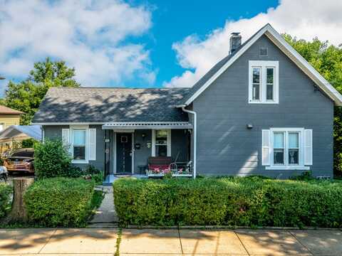 484 Hickory Place, Elgin, IL 60120