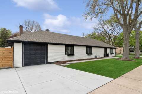 1220 E Rockwell Street, Arlington Heights, IL 60005