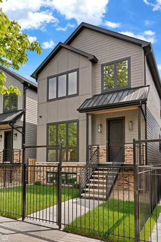 3905 N Drake Avenue, Chicago, IL 60618