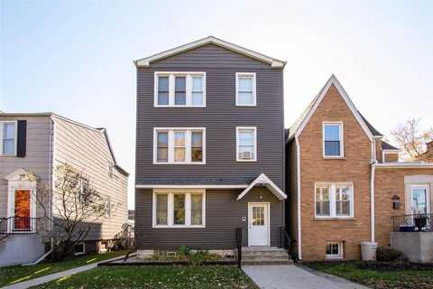 2251 W Montrose Avenue, Chicago, IL 60618