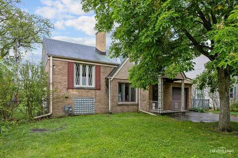 33 Chestnut Avenue, Clarendon Hills, IL 60514