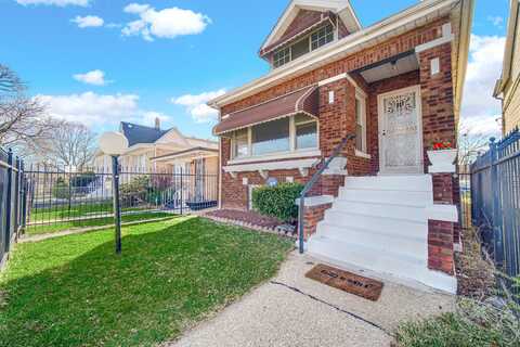 8940 S Emerald Avenue, Chicago, IL 60620