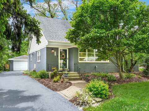 407 Turner Avenue, Glen Ellyn, IL 60137