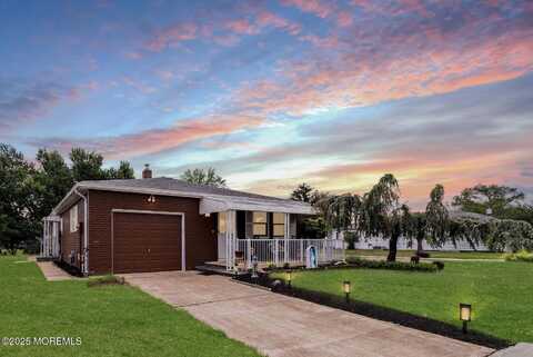 162 Harrington Drive N, Toms River, NJ 08757