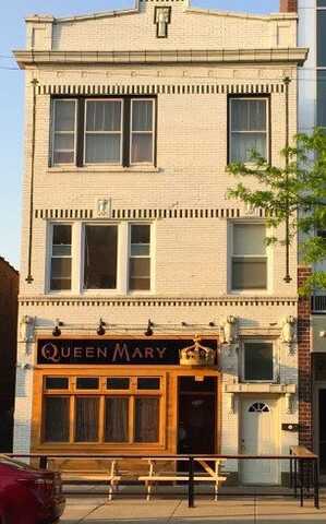 2125 W Division Street, Chicago, IL 60622