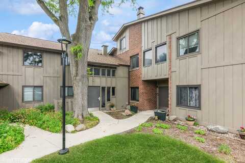 2s601 Enrico Fermi Court, Warrenville, IL 60555