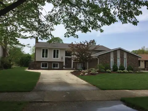 4504 Normandy Drive, Lisle, IL 60532