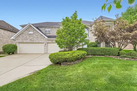 830 W Lukas Avenue, Palatine, IL 60067