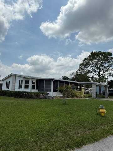 66 Hewlett Dr, Auburndale, FL 33823