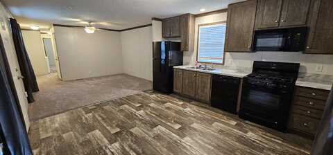 238 Magnolia Pl., Belleville, MI 48111