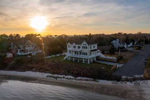 20 LUDLOW LN, Hampton Bays, NY 11946