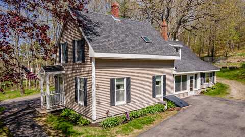 626 Wiscasset Road, Pittston, ME 04345