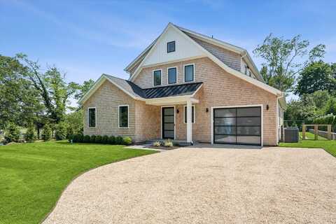 135 South Road, Westhampton, NY 11977
