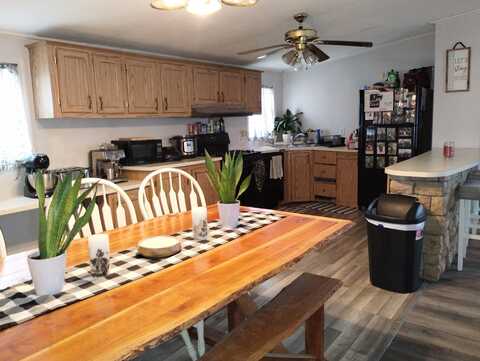 9597 Seaway Dr., Clio, MI 48001