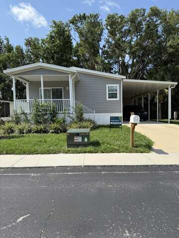 305 Magnolia Hill Dr, Plant City, FL 33565