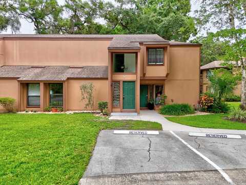 8 Oakmont Ct, Palm Coast, FL 32137