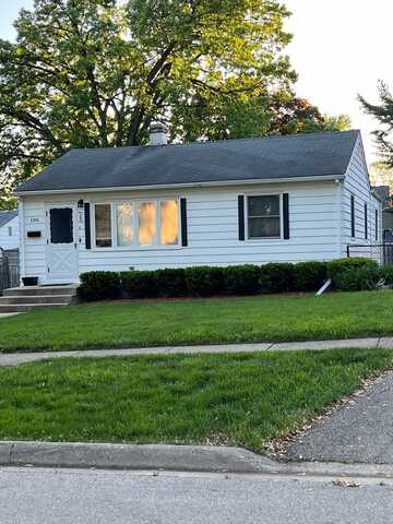 106 N Berteau Avenue, Bartlett, IL 60103