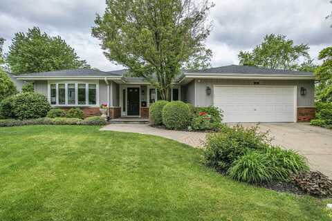 1017 Summit Hills Lane, Naperville, IL 60563
