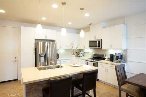 16 Fenix Street, Rancho Mission Viejo, CA 92694