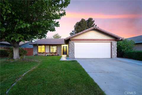 44329 Lively Avenue, Lancaster, CA 93536