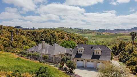 26525 Carancho Road, Temecula, CA 92590